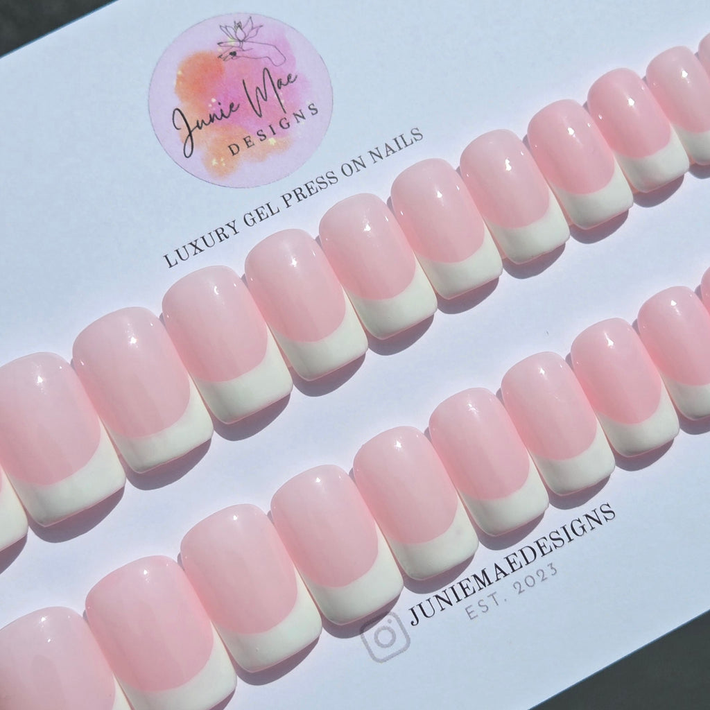 Ready to Ship - 24 Piece Set in Mondays in France