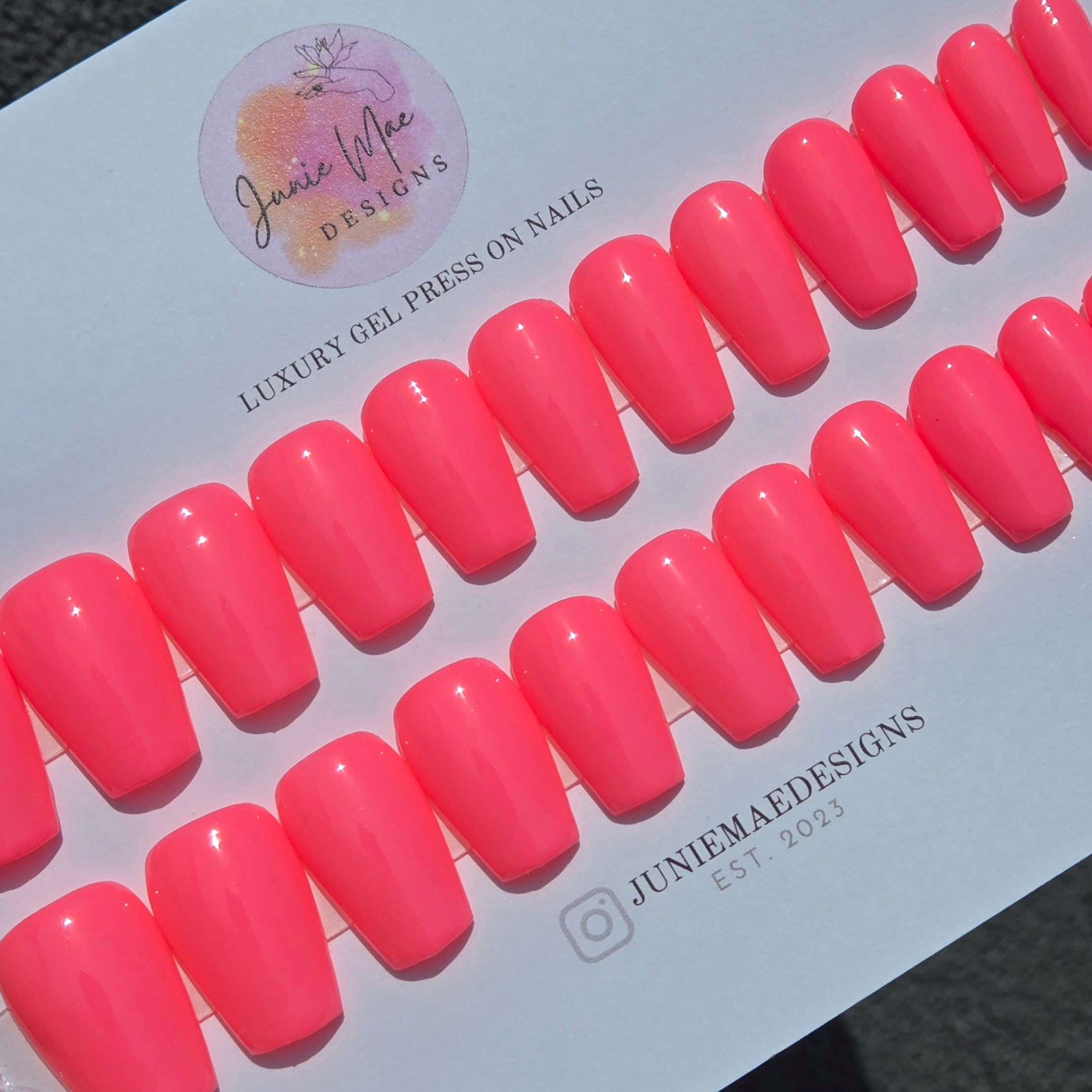 Ready to Ship - 24 Piece Set in Bring the Heat